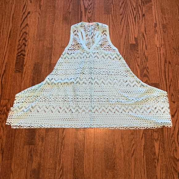 Tank top/bathing suit cover up - Picture 3 of 3